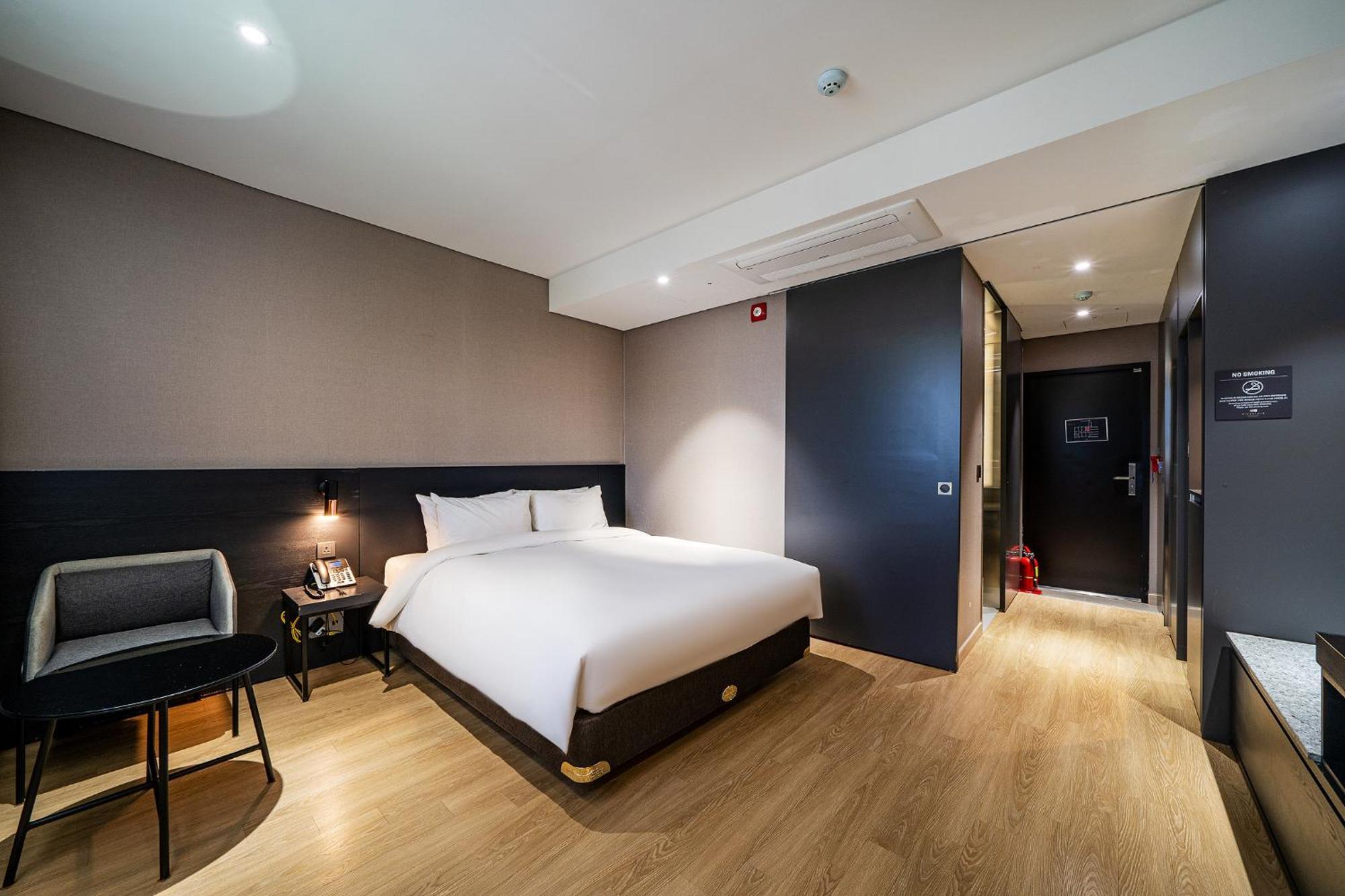 Rivertain Hotel Gyeongju Exterior photo