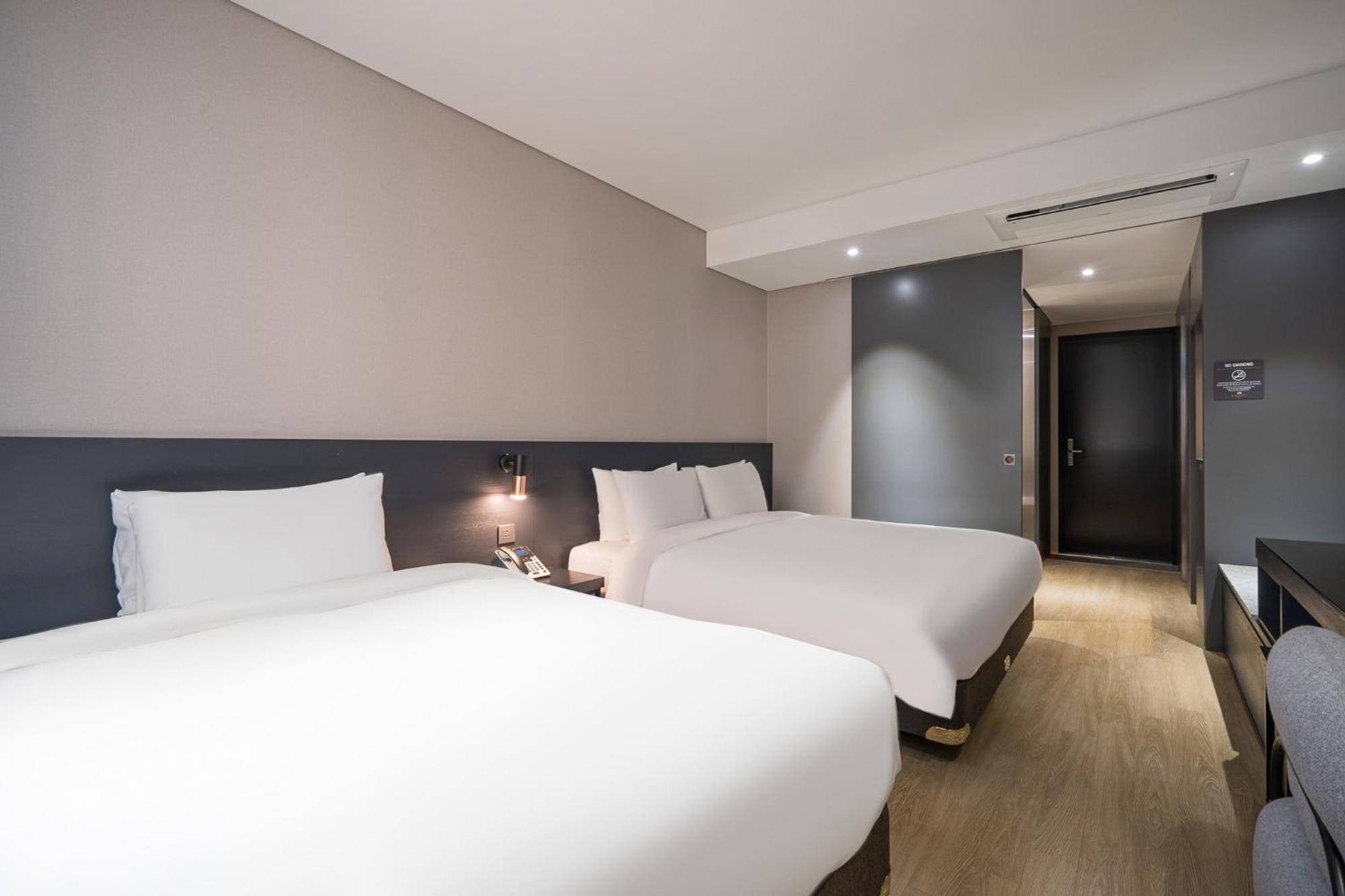 Rivertain Hotel Gyeongju Exterior photo