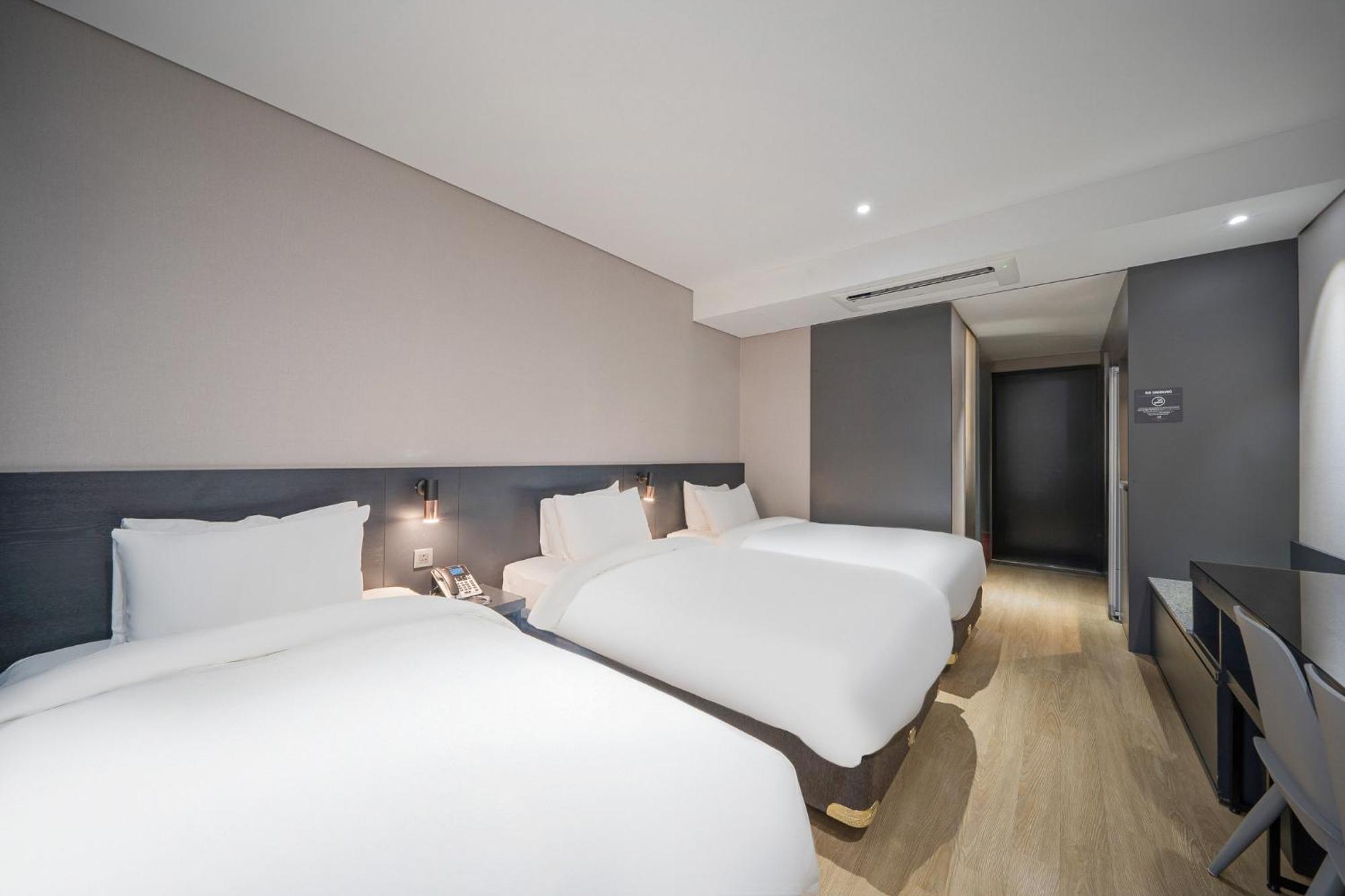 Rivertain Hotel Gyeongju Exterior photo