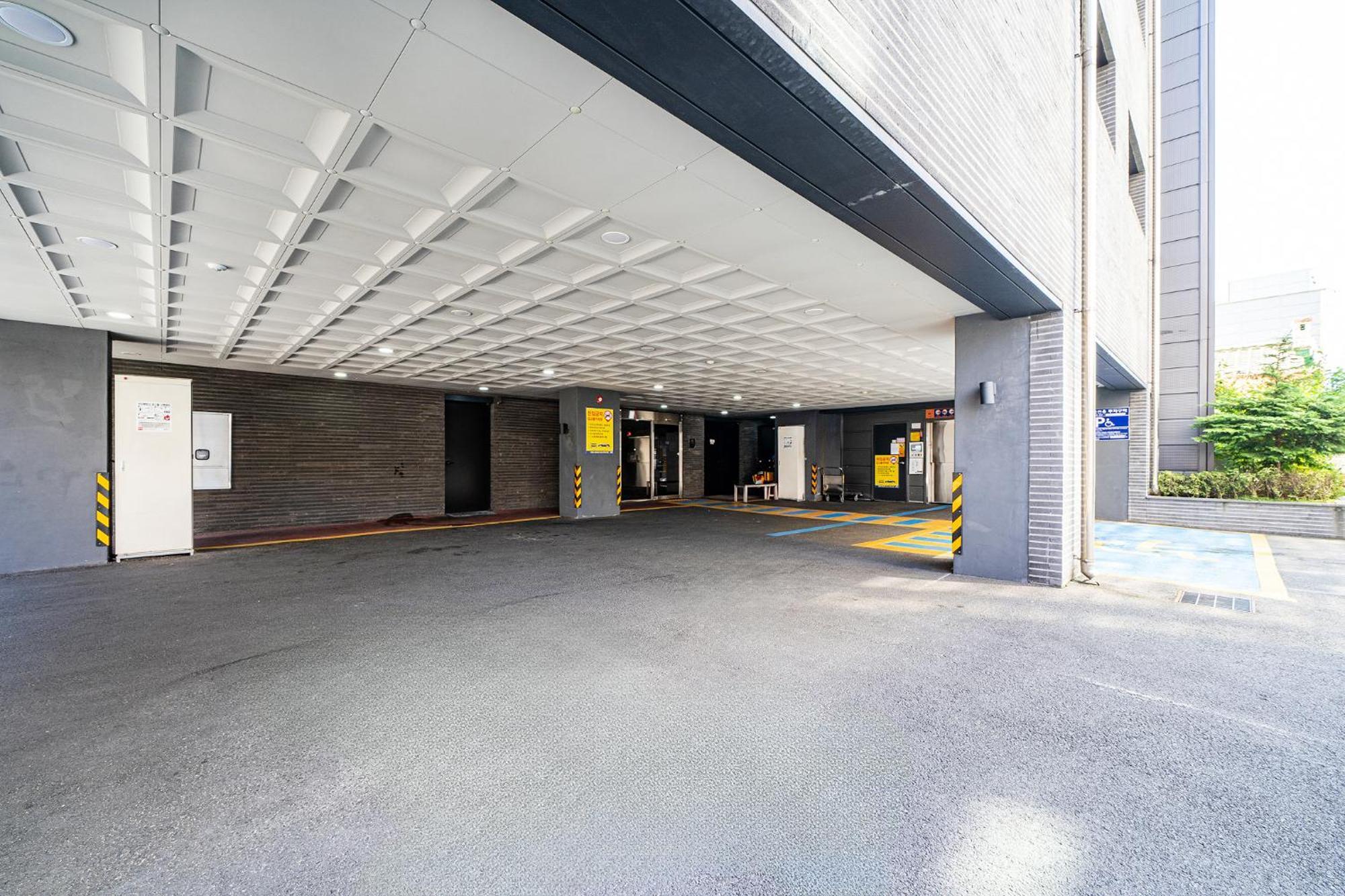 Rivertain Hotel Gyeongju Exterior photo