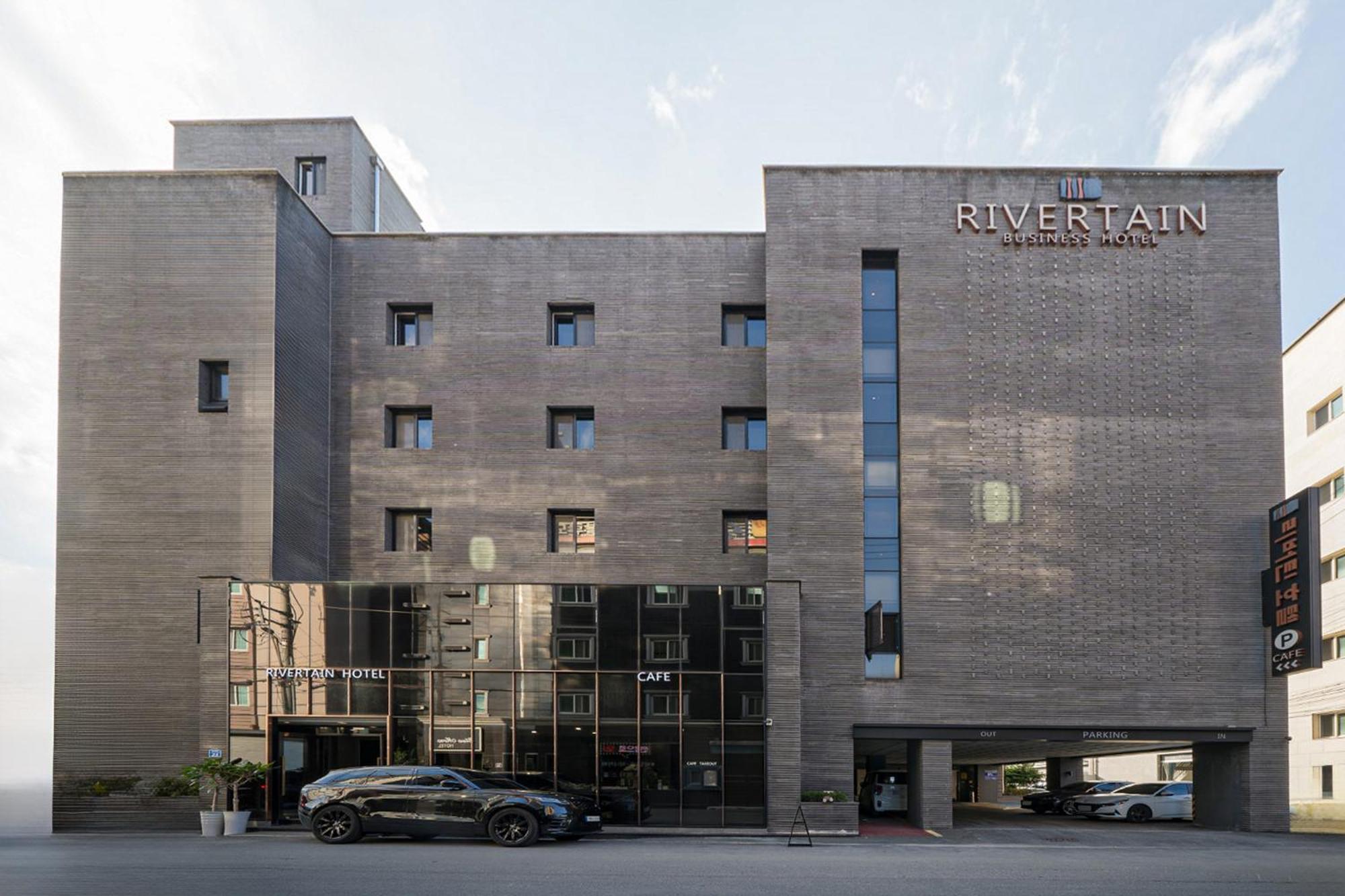 Rivertain Hotel Gyeongju Exterior photo