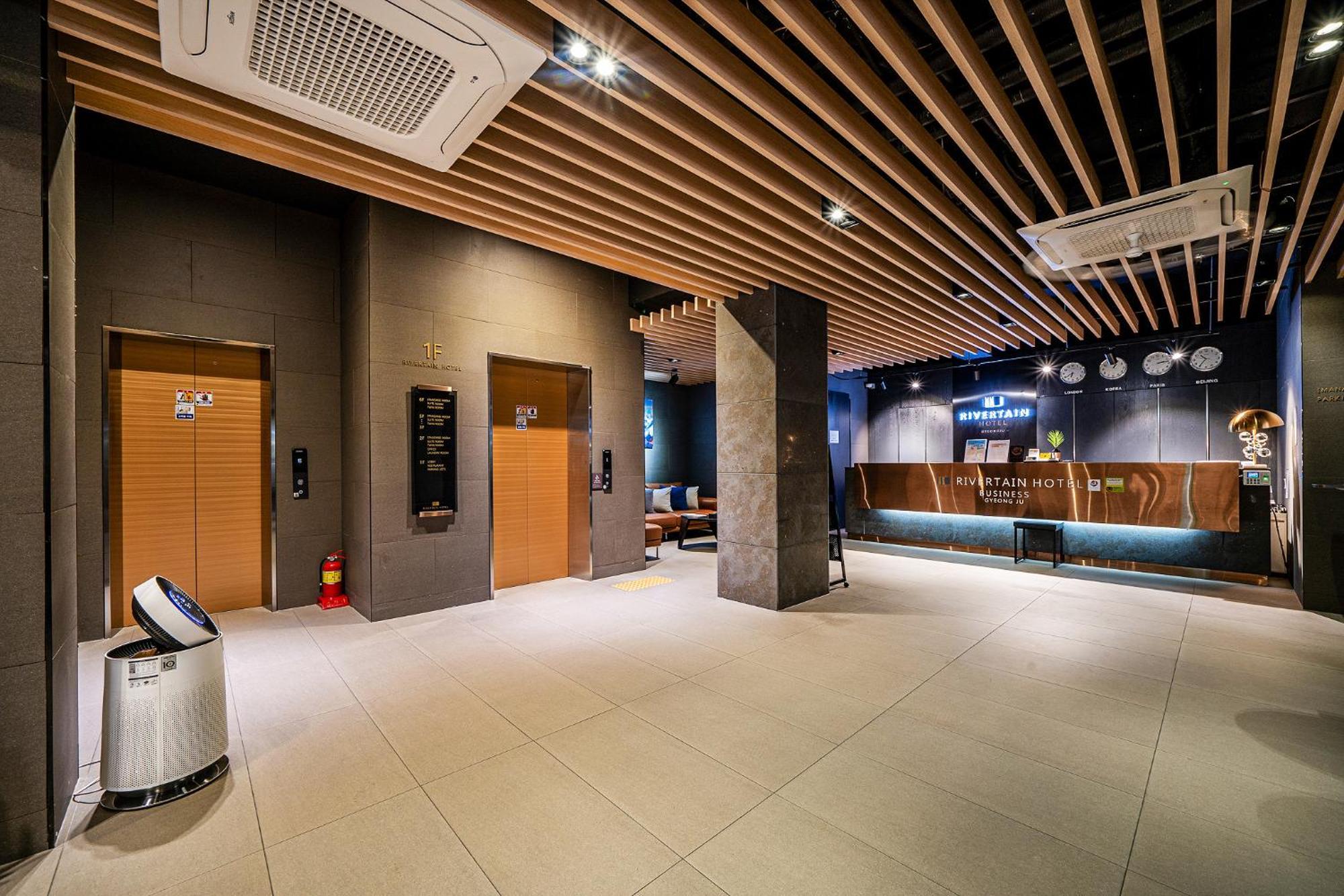 Rivertain Hotel Gyeongju Exterior photo